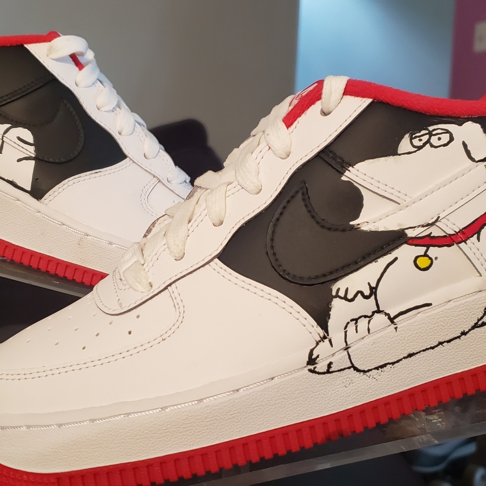 Custom "Dog Days"
Nike Air Force 1